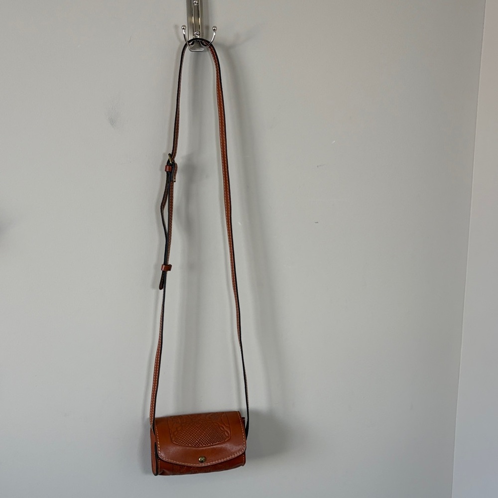 Patricia Nash Amatrice Tooled Italian Leather Roll Crossbody Bag Brown - Picture 2 of 10